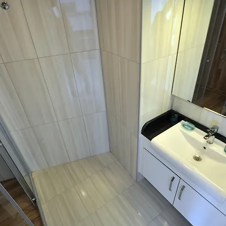 Elit 5 Apartman *